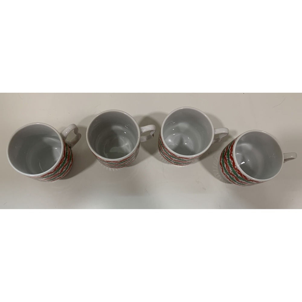 VINTAGE CHRISTMAS STACKABLE MUGS JAPAN - BUTTERFLY HANDLE CUP (4) - Picture 2 of 7
